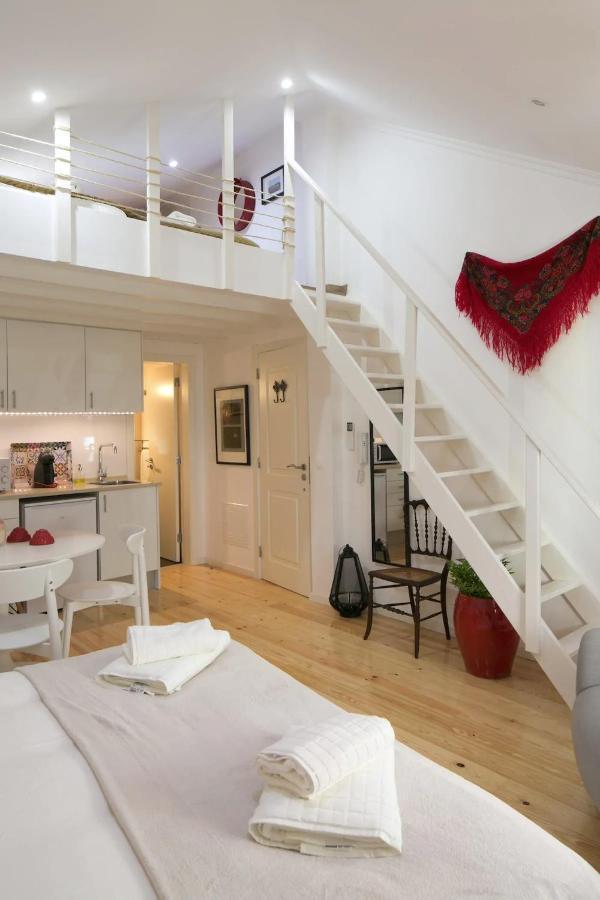 Central Mezzanine Studio Apartment ลิสบอน ภายนอก รูปภาพ